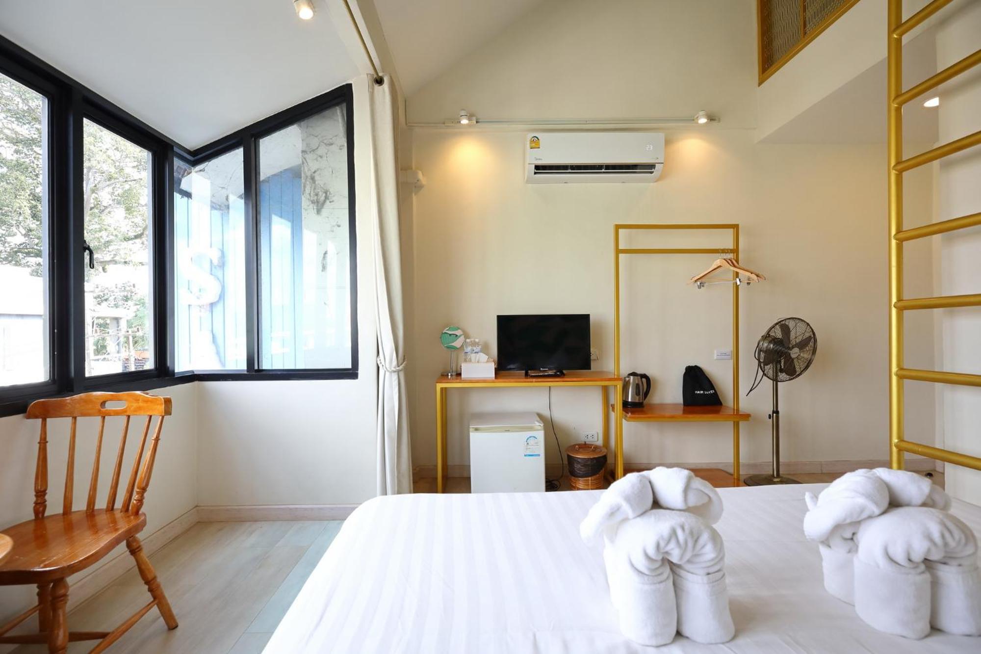 치앙마이 Js 카페 앤 포쉬텔 B&B 외부 사진