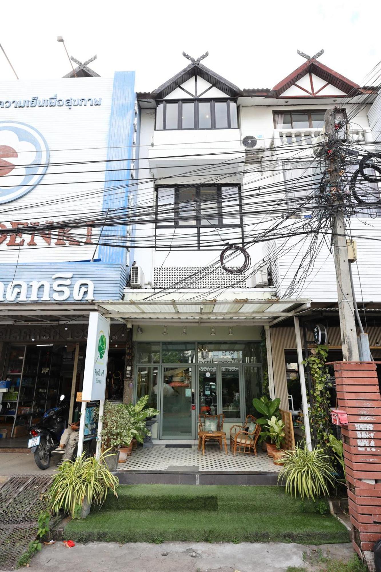 치앙마이 Js 카페 앤 포쉬텔 B&B 외부 사진